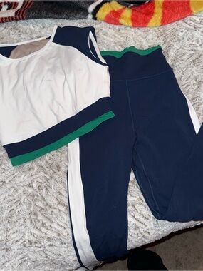 Lululemon bra top and leggings